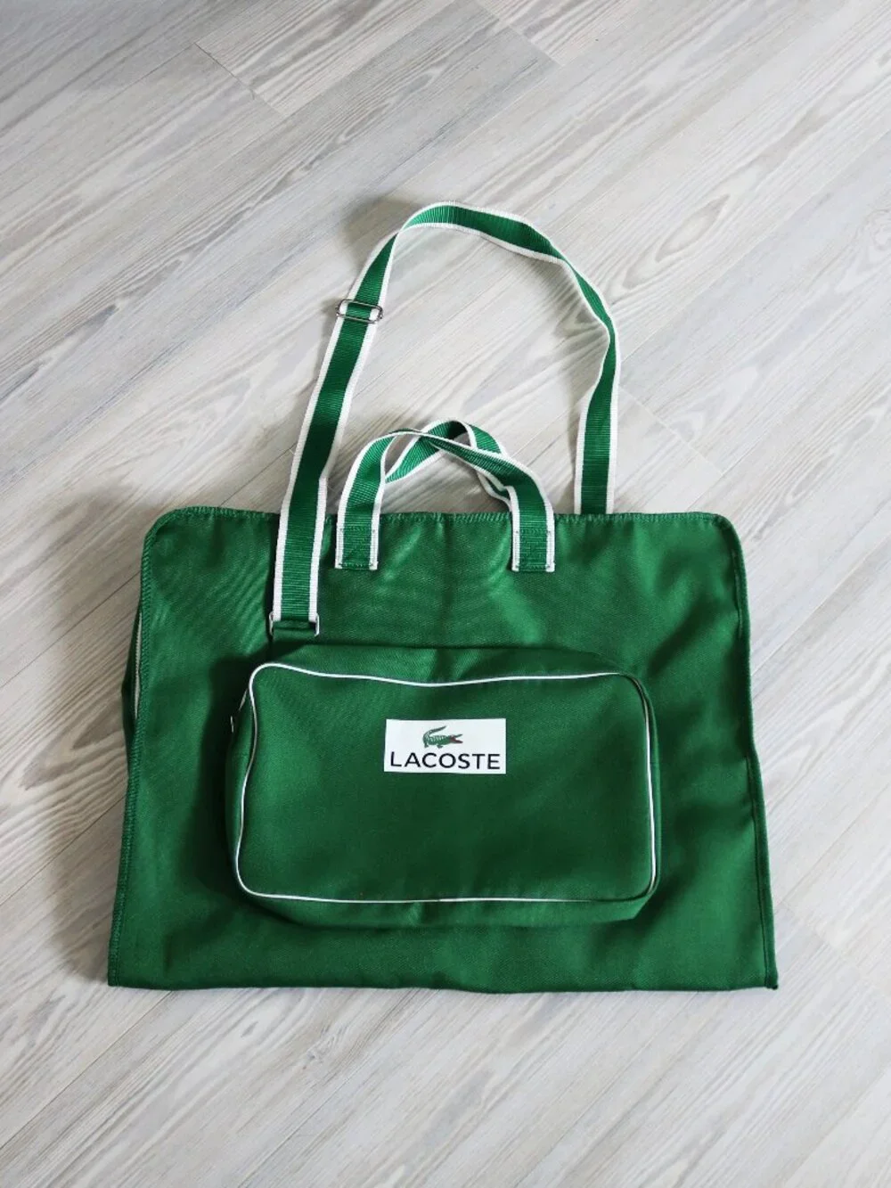 LACOSTE Green Garment Bag Zip & Carry Weekender Bag 34